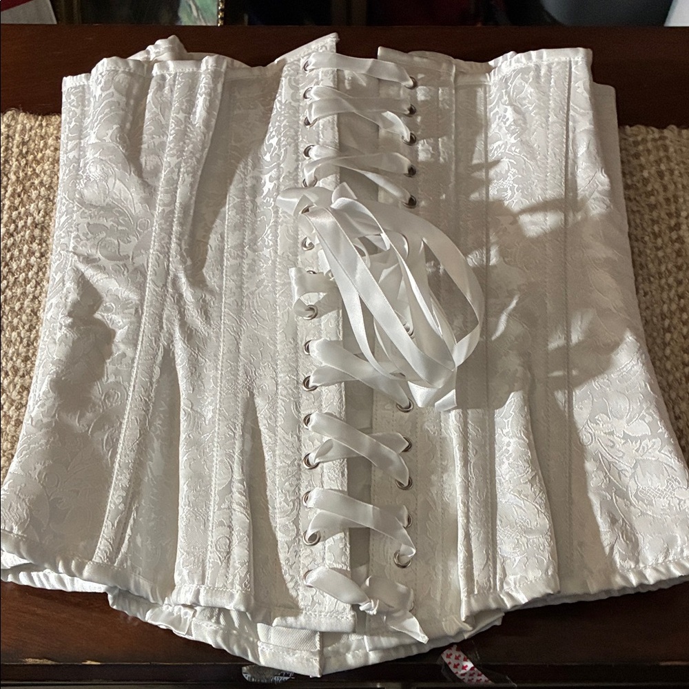 White Lace-Up Brocade Corset Waist Cincher